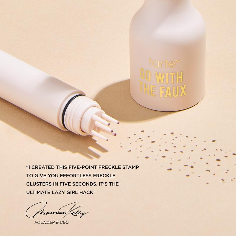 @itsmaureenkelly #trippin must haves – tubing mascara, freckles and smoldereyes