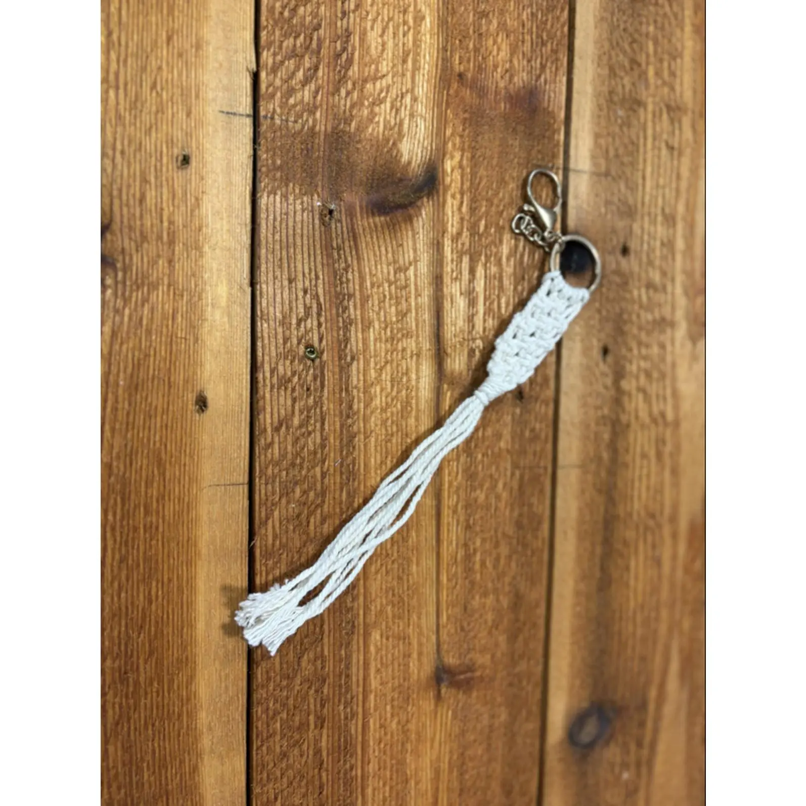 Macrame Keychain with Tassel, White Color, Handmade Design, Ideal for Key Storage and Organization