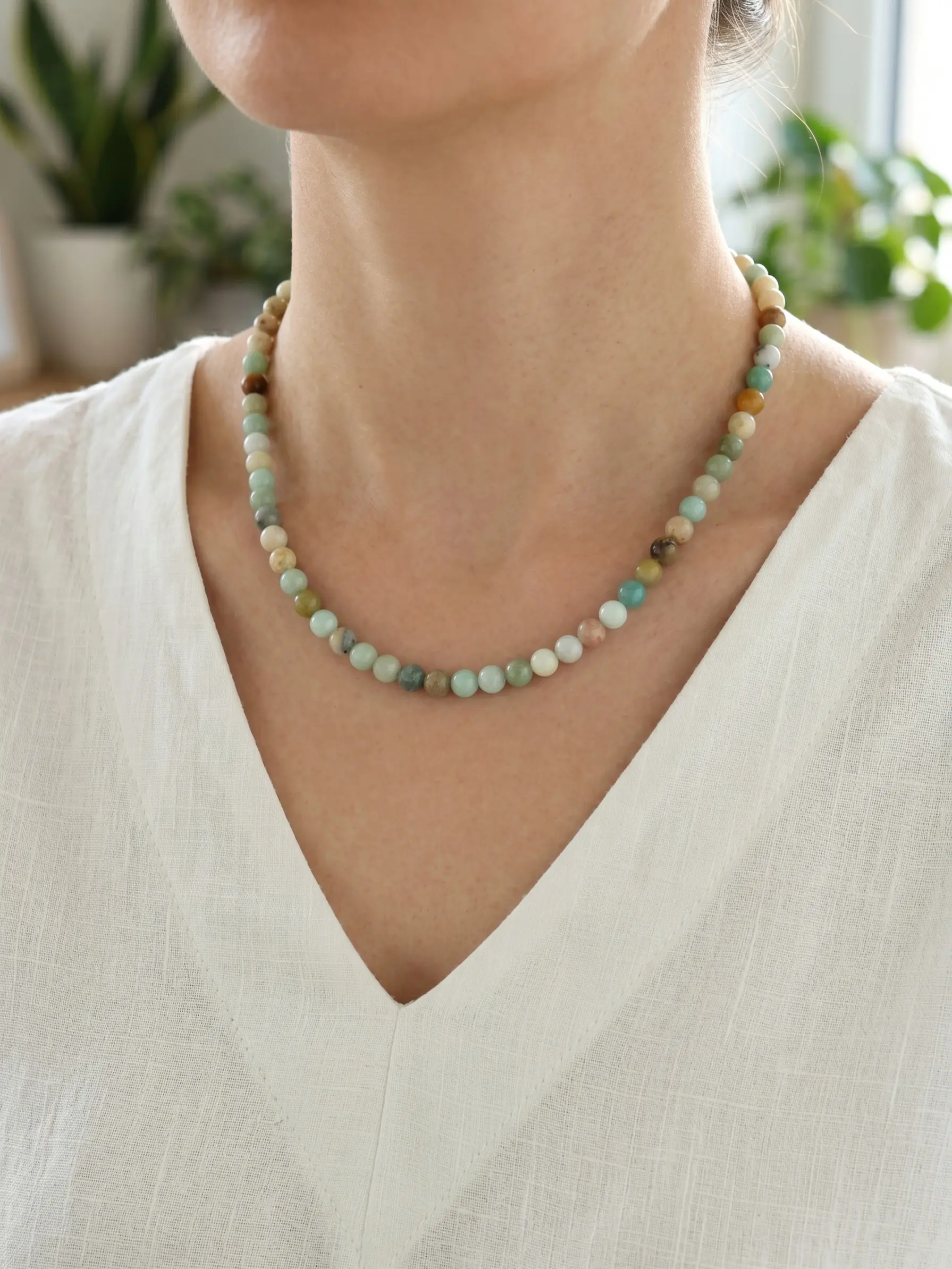 Natural Beaded Necklace for Women : Adjustable Choker Necklaces with Colorful Natural Stone Dainty Handmade Boho Necklace Jewelry Gifts Trendy Boho Style Beaded