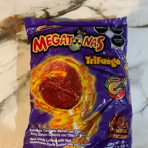 Megatonas Trifuego watermelon lollipop