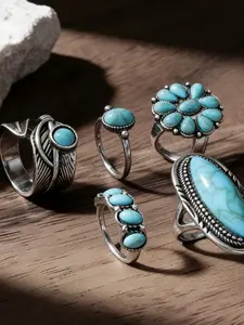 Vintage Feather Engraved Turquoise Ring for Women, Bohemian Style Holiday Ring, European and American Jewelry, Retro Ethnic Design
