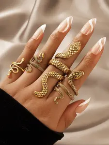 Four-Piece Snake Design Ring Set, Perfect Halloween Gift, Elegant Fashion Rings, Stackable Rings, Ideal for Holiday Parties, Fashionable Jewelry Collection