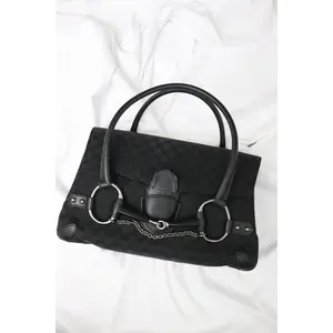 Pre-owned GUCCI fabric Shoulder Bags GG canvas horsebit chain bag