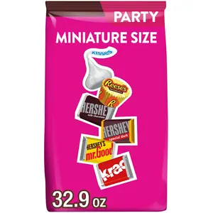 REESE'S Miniatures Assorted Chocolate Candy Party Pack, 32.9 oz