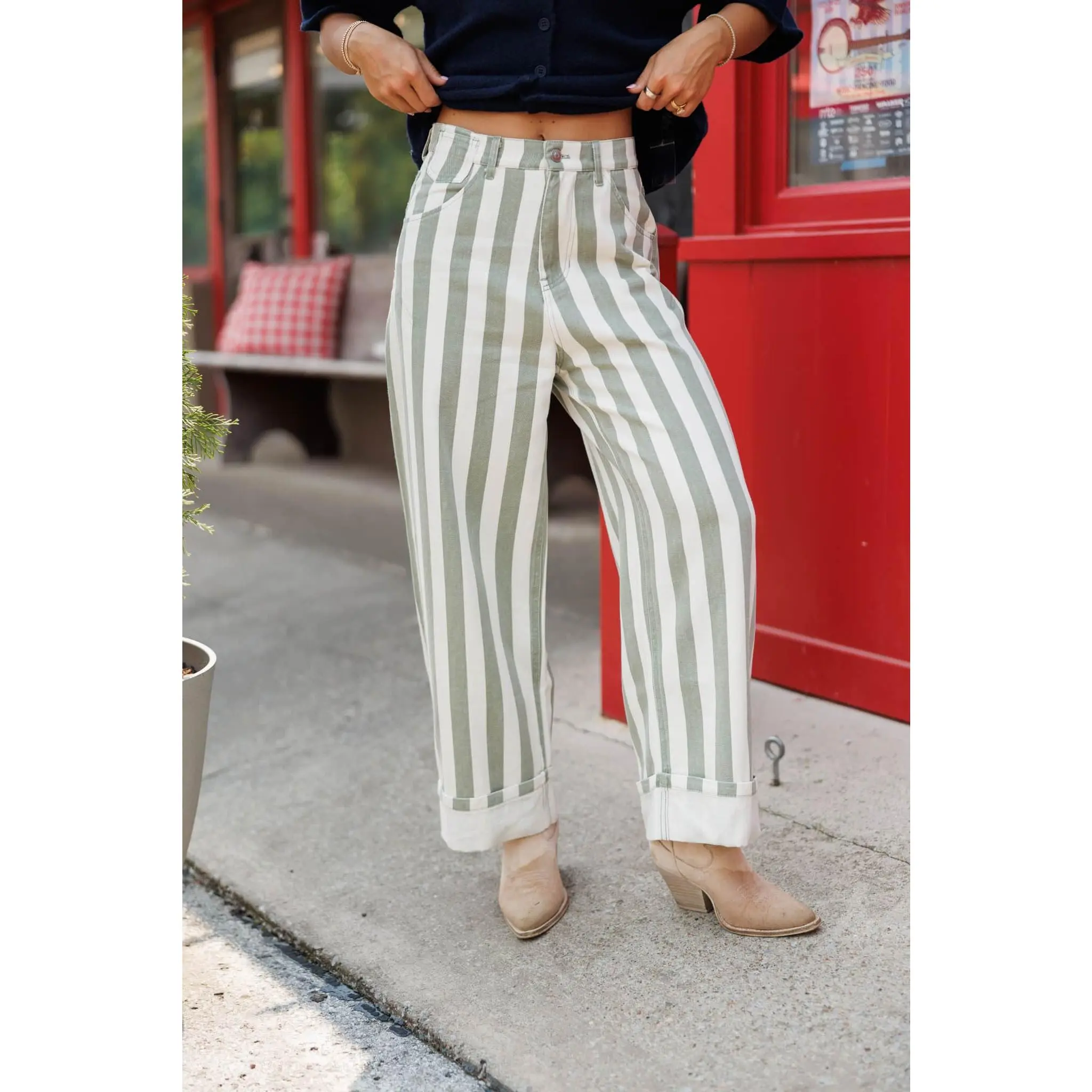 Stripe Rolled Up Barrel Jeans