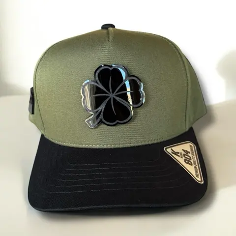 Elegant Clover Unisex Plain Baseball Cap - Black Plate Detail, Snap-Fit Adjust, 4 Colors (Olive, Beige, Red, Blue), One Size, Black Snapback Hats, Versatile Casual Accessory for Driving/OOTD