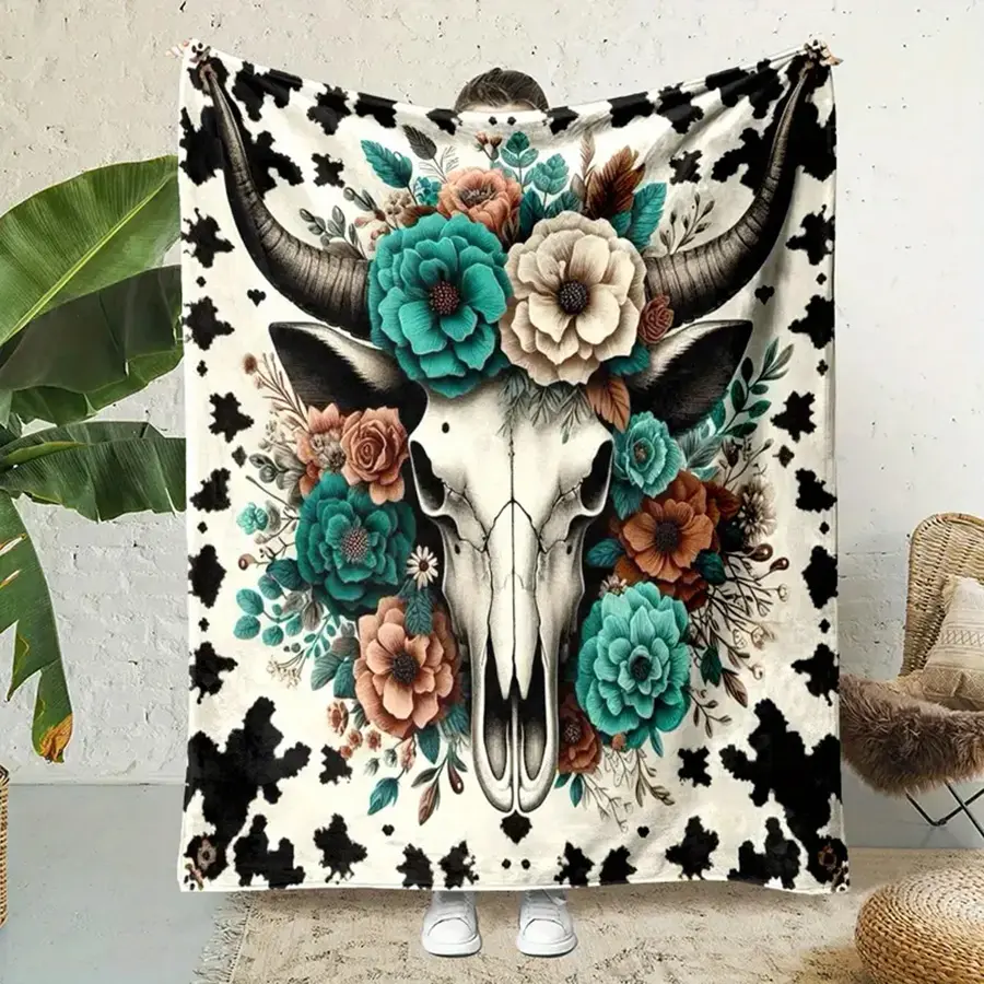 Country Style Flannel Cozy Blanket with Cartoon Cow Skull & Floral Design, Digital Print, Soft Polyester Fiber, All-Season Comfort Cover, Halloween, Cow Pattern Blanket, Soft Comfy Blanket