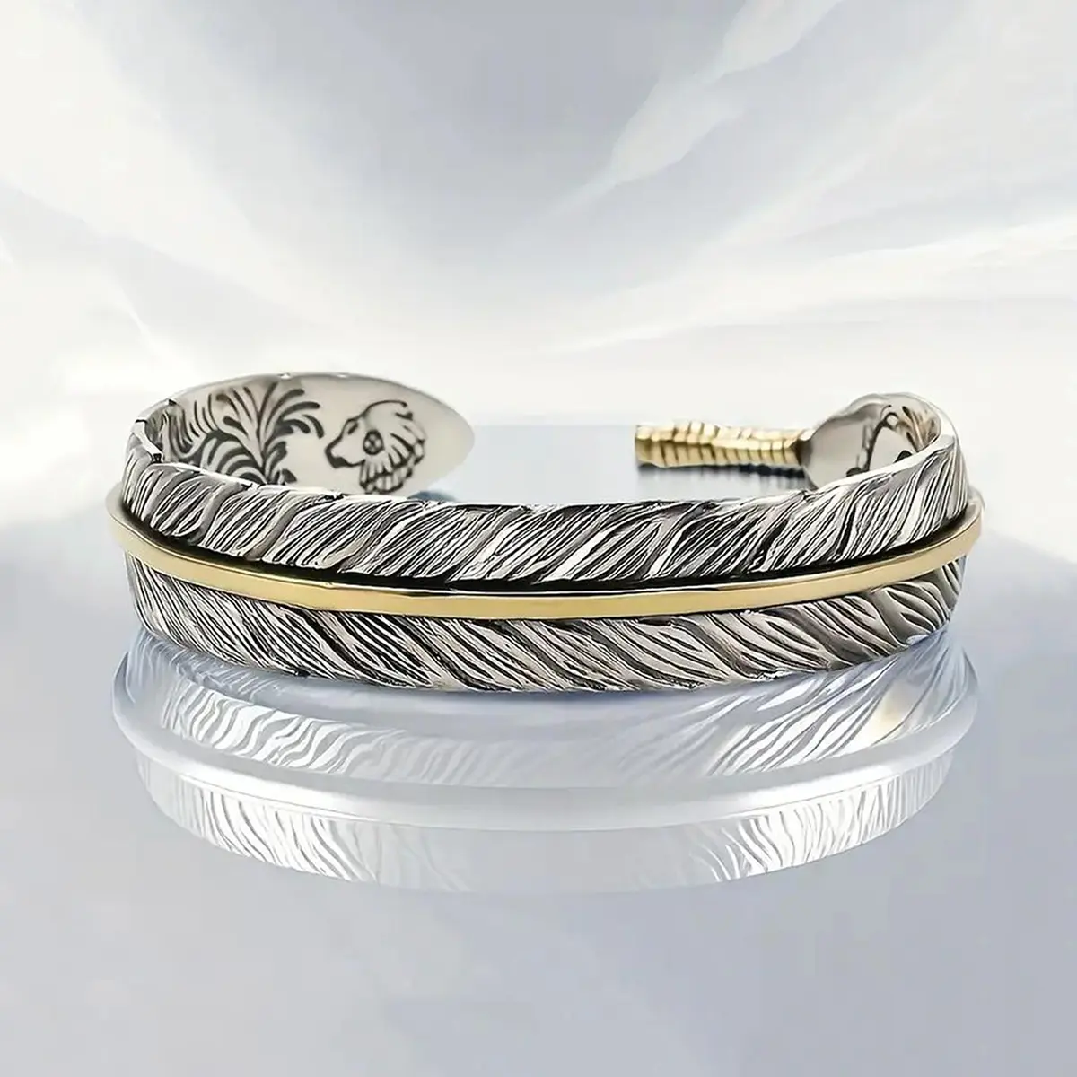 Unisex Silver-Plated Wide Adjustable Feather Motif Cuff Bangle - Vintage Textured Nature-Inspired Stackable Bracelet, Trendy Fashion Accessory, Classic Retro Daily Jewelry & Gift for Men, Stackable Bracelets