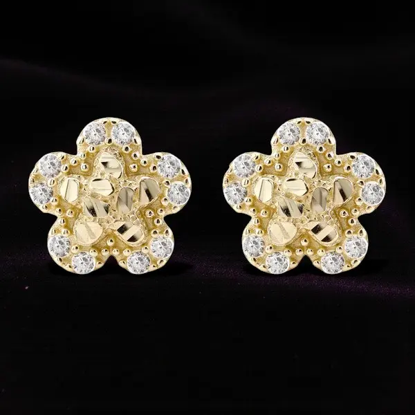 MaxBling81 14K Gold-Plated Brass Gold Nugget 5-Leaf Clover Earrings, 12mm x 12mm Cubic Zirconia Studs, Unisex Nugget Earrings for Men & Women Unisex Jewelry