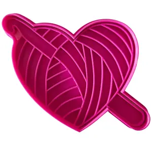 Crochet Hook Heart Cookie Cutter & Stamp Set - Crochet Knit Yarn - Dough Biscuit Cutters Craft Thread Yarn Art – Multi Sizes