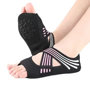 Pink women's Soft Sole Yoga Shoes, Lightweight Non-Slip Pilates Five-Toe Dance Shoes, Open Toe Sports Training Air Shoes,Five fingers training dance shoes and socks,Birthday and Valentine's Day gifts for family and friends