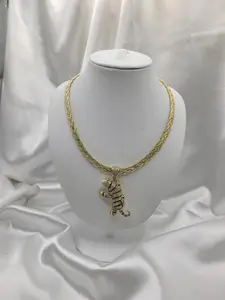 #5-Pantera -  Choker trensado con dije Pantera, Oro laminado 14