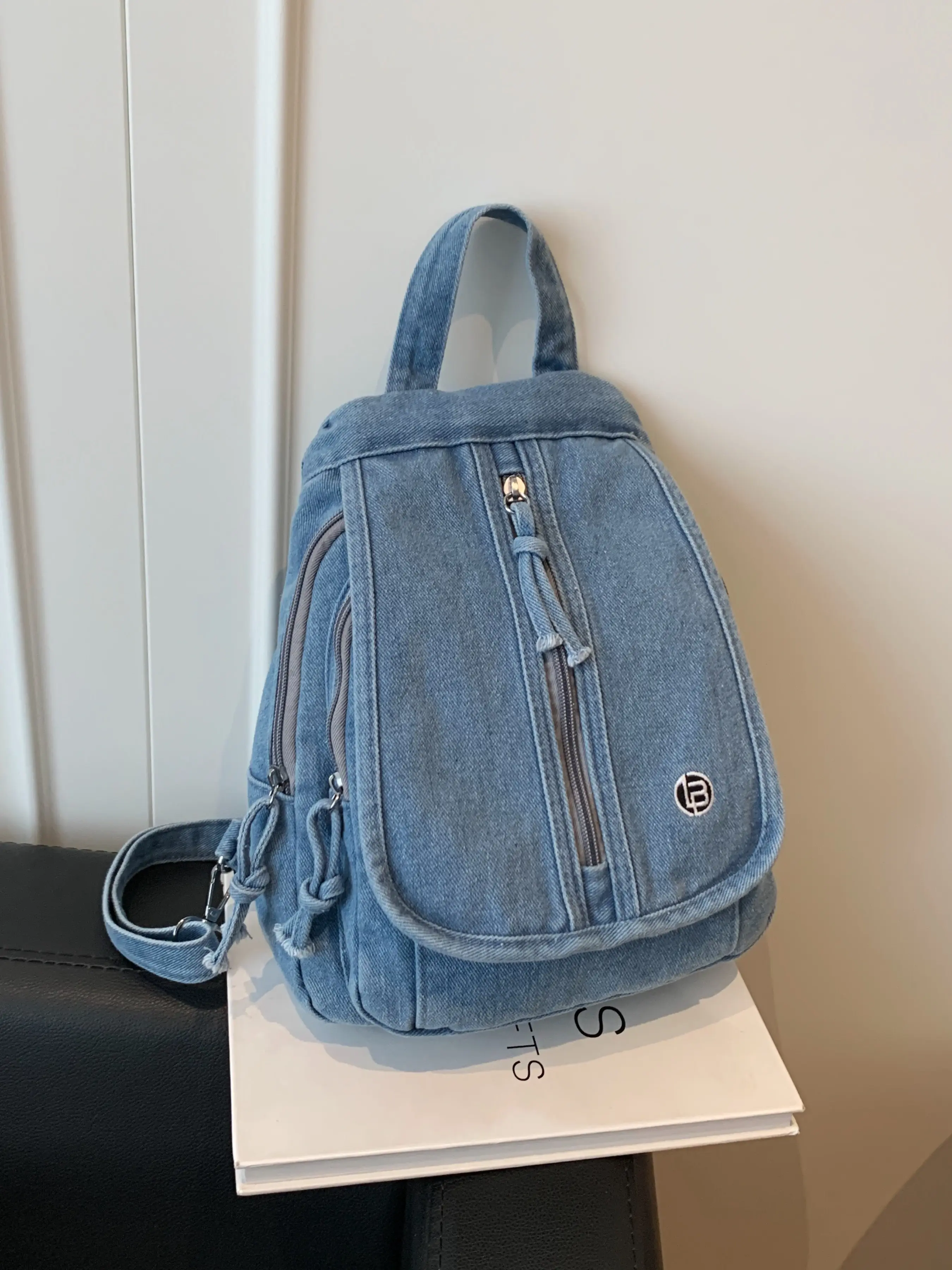 Women's Denim Backpack, Vintage Casual Multi-Purpose Small Travel Bag, Stylish Shoulder Bag for Daily Use, Perfect for Short Trips