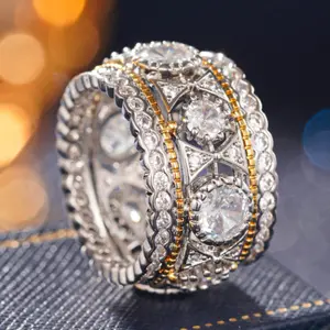 Beautiful silver plated ring with Cubic Zirconia stone for women used to decorate wedding party, engagement, wedding anniversary