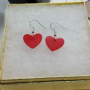 Multi Colored Resin Heart Earrings, 1 Pair Fashionable Heart Décor Dangle Earrings, Casual Chic Earrings, Jewelry For Women, Minimalist Fashion Accessories for Daily Wear, Valentines Day Gift Female Elegant