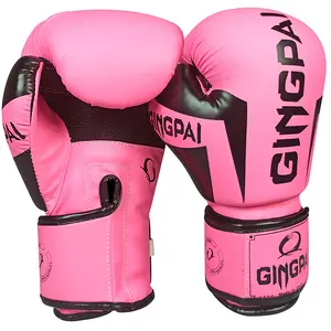 Compete for a pair of boxing gloves, adult gloves, training, sandbags, boxing gloves, karate gloves