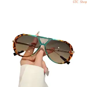 Y2K Retro Tortoise Shell Polarized Sunglasses, Viral Stylish High Quality Eyewear, Lightweight Durable Premium Square Frame Design, Classic Casual Aesthetic Fashion Sun Shades, Perfect Summer Gift For Women, Daily Outdoor Sports Casual Wear Accessory