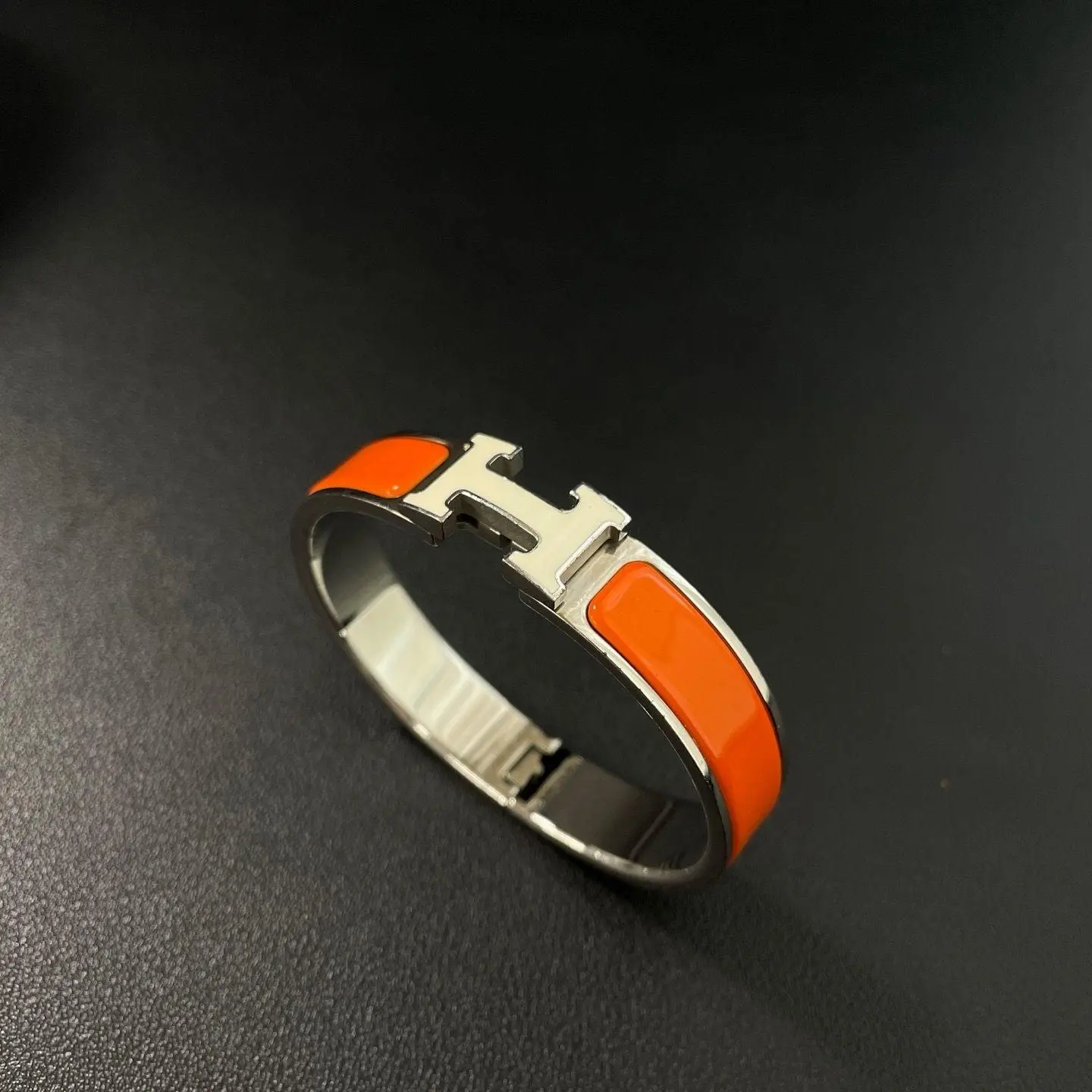 Pre-owned Hermes Bracelet Clic H Twins LDZ929
