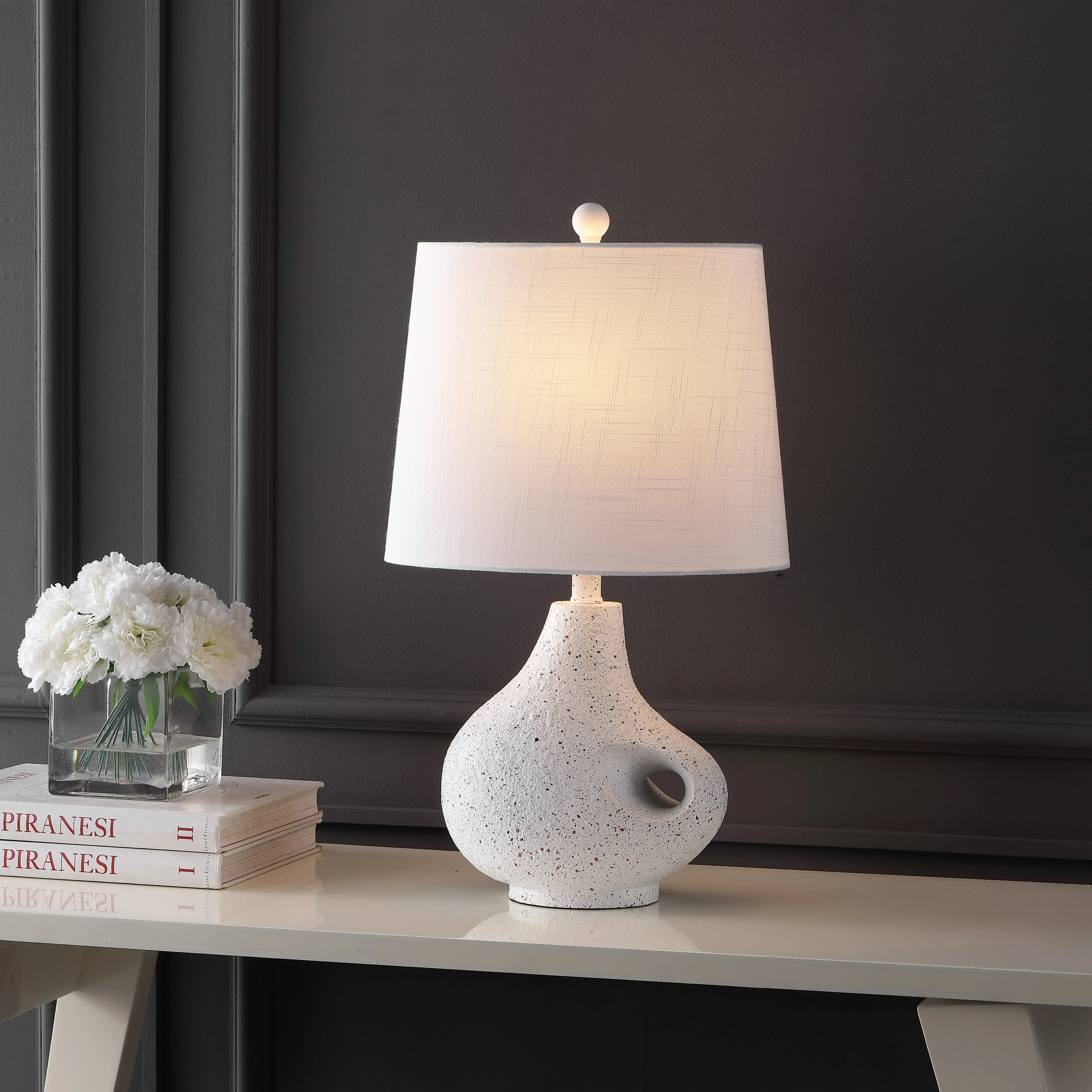 JONATHAN Y Charlotte Minimalist Designer Iron-Resin Oval Linen Coastal Gourd Shaped Shade LED Table Lamp - Ambient Decoration Lamp, Modern Mood Lighting for Bedroom, Living Room