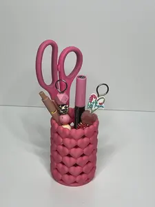 3D Printed Heart Pen Holder Cute Desk Organizer Valentine Pink Pencil Cup Makeup Brush Holder Office Craft Storage for Pens Scissors Makeup Brushes Cricut Tools Craft Supplies