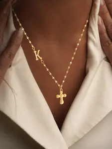 Initial Cross Pendant Necklace for Women, Dainty Cross Necklace, Stylish Stainless Steel Lip Chain, Lip Chain Design, Casual Jewelry for All Seasons, All Season Wear