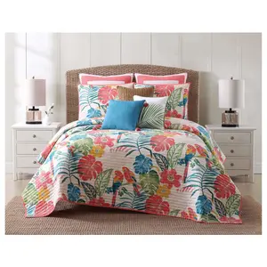 Oceanfront Resort Coco Paradise Full/Queen Quilt Set