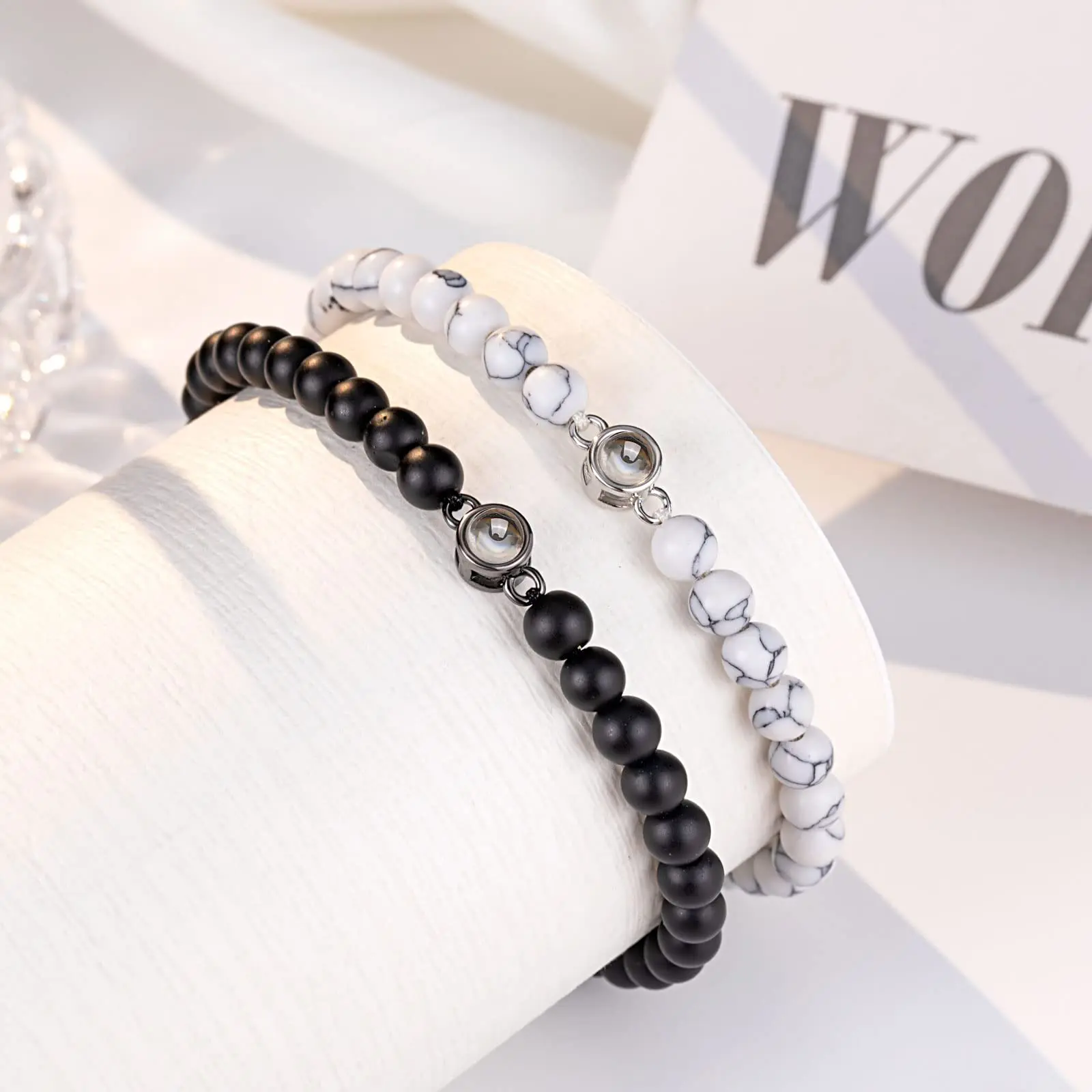 Natural Stone Matching Bracelets for Couples, Beaded Crystal Set with 100 Languages 'I Love You' Projection, Adjustable Long Distance Relationship Gifts, Crystal Bracelet Set