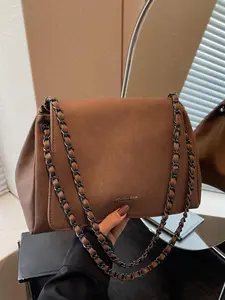 Valentine's Day retro fashion simple joker shoulder bag, niche design personality leisure daily high sense shoulder bag, classic chain simple and exquisite suitable for office workers, shopping dates, Shoulder Bag Crossbody