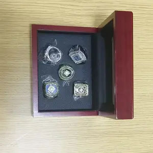HYDNH 5 RING AND BOX SET Pendant ring, Fan ring