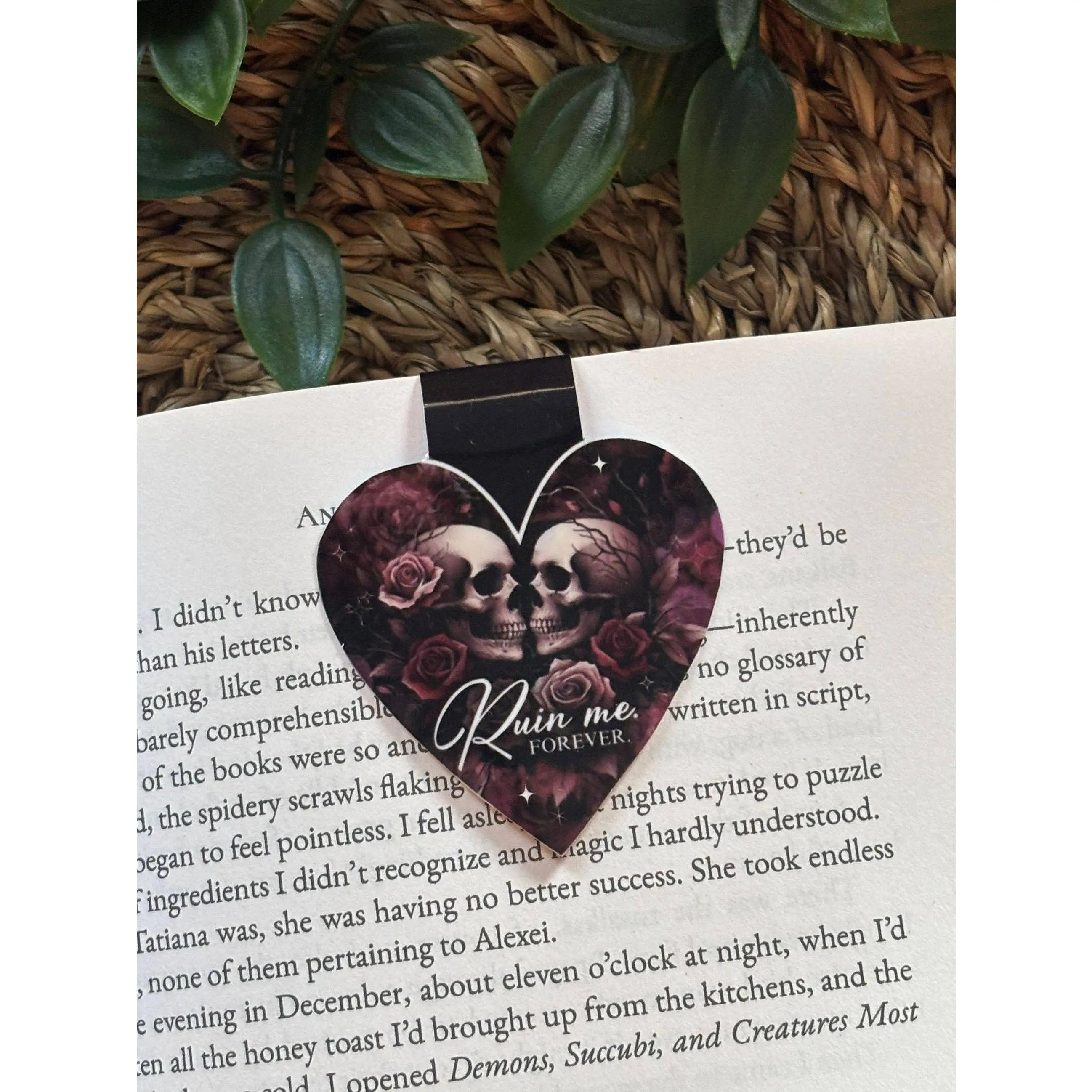 Gothic Art Magnetic Bookmark, Office Stationery Accessory for Book Page Marking, Computers & Office Equipment Add-on