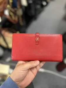Pre-owned CHANEL Leather wallet Coco Button Bi fold Wallet, Serial Number in the 8s range MR10042026A839