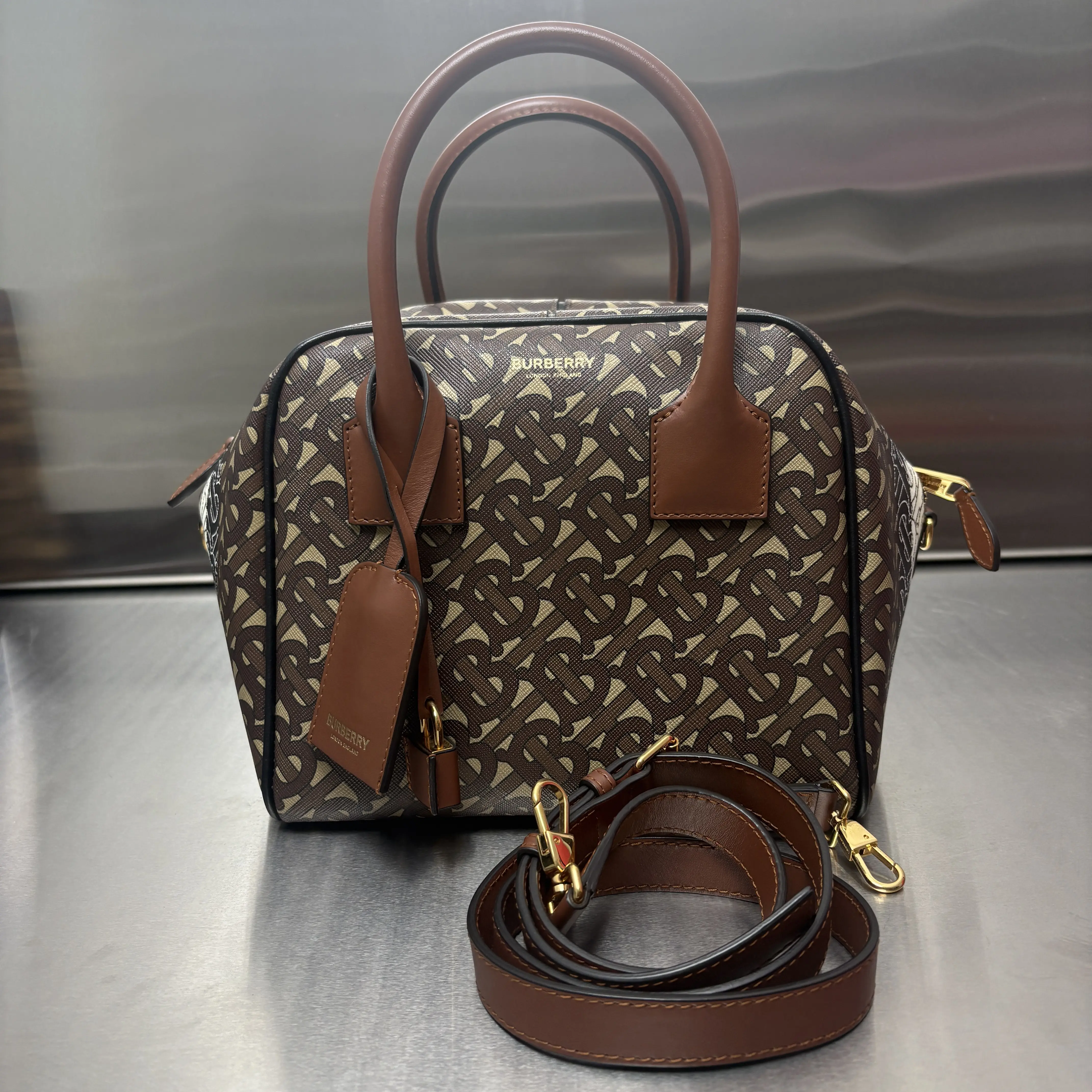 Pre-owned Calfskin Crossbody Bags Burberry E canvas Monogram Stripe Small Cube Bowling Bag