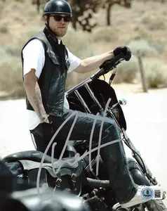 Charlie Hunnam Authentic Autographed 8x10 Photo #4