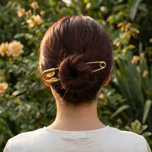 [SummerVibes] Women's Chic Oversized Safety Hairpin - Non-Slip, Strong Grip Clip for Thick Hair, Durable Lightweight Daily Fashion Accessory for Updos, Buns