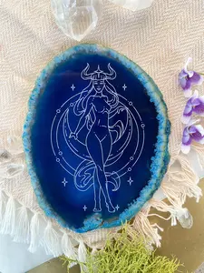 "Sensuality" Taurus Bull Zodiac Astrology Agate Slices