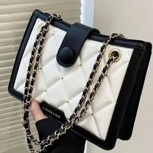 Fashion & Bag Designer Quilted Crossbody Bag Black & White Two-Tone Synthetic Faux Leather Zipper Closure Detachable Golden Chain Strap Elegant Women's Handbag for All Occasions