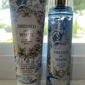 Bath and body works lotion and body spray set