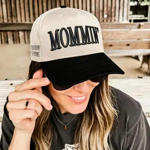 Mommin’ Embroidered Trucker Hat for Women – Funny Mom Baseball Cap, Adjustable Snapback, Two-Tone Vintage Style, Mother’s Day Gift summerwins