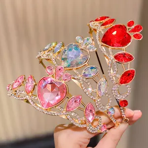 3pcs Heart-Shaped Crown Headbands Suitable for Party, Wedding, Prom, Photo Shoot - Elegant Crown for &, Multi-Color Options, Perfect Gift for, Performance, Daily Wear (Comfortable Crowned Headpiece)