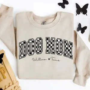 Custom Name Checkered Dog Mom Sweatshirt, Custom Dog Mom Tee, Dog Mom Gift, Dog Mom Aesthetic T-shirt, Dog Lover Gift
