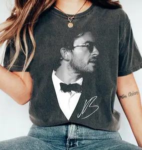 Jonathan Bailey Shirt, Jonathan Bailey PEOPLE?s ?Sexiest Man Alive? titles in 2025, John Prince, Gift For Movies Lover Gift for Fan