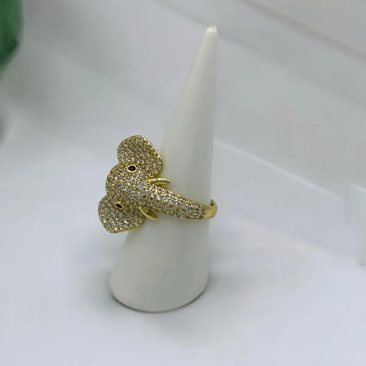 Luxury Elephant Ring for Men - Fashion Accessory
