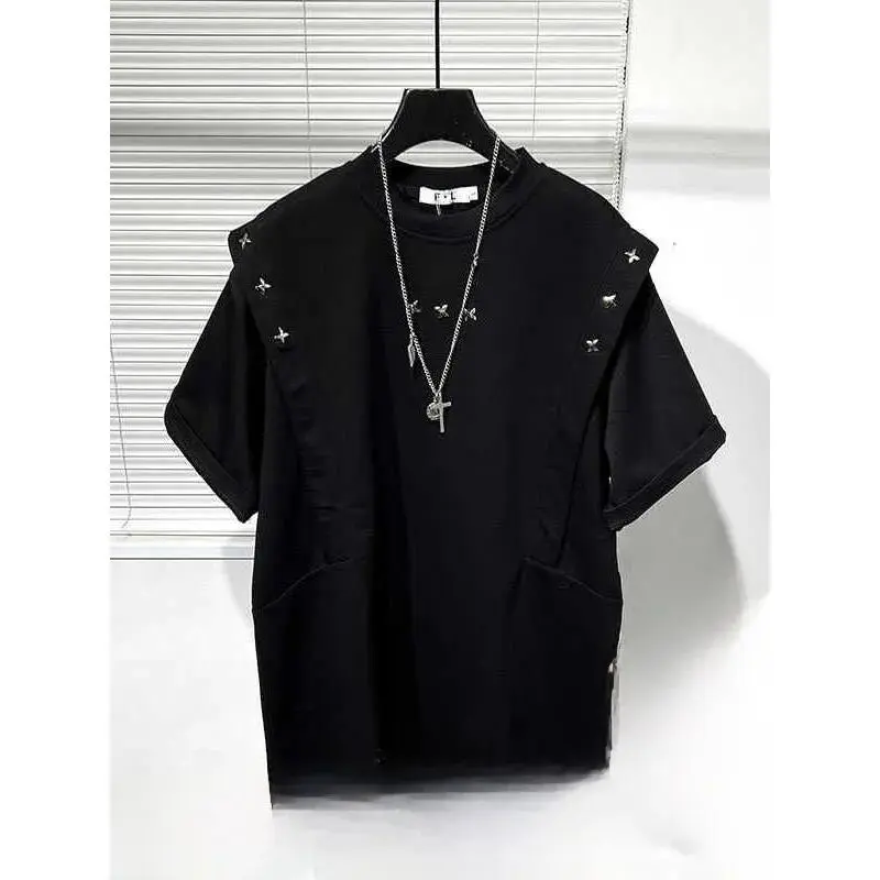 Men's Korean Streetwear T-Shirt with Fun Graphic Print, Loose Fit Breathable Polyester Fabric with Rivet Details for Teens, Tshirt, Fashion, Fun Print, Round Neck, Vibe