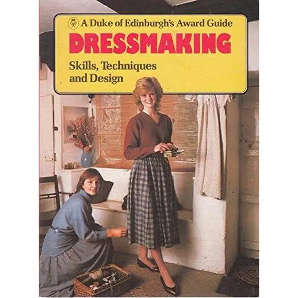 USED-Dressmaking by Nicki Lester (Paperback)
