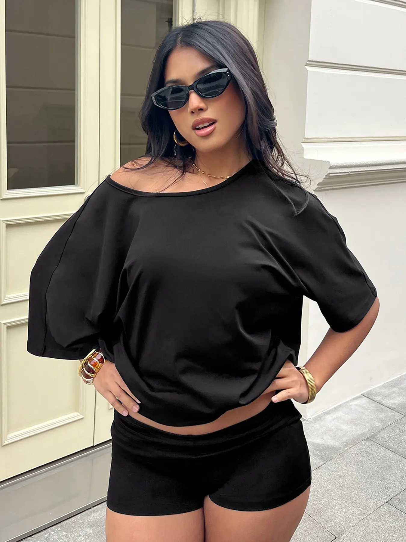 Women's Sexy Loose Batwing Sleeve Crop Top & Low Waist Slim Shorts Set, Knit Two-Piece for All Seasons, Womenswear, Loungewear - TikTok Shop Women's Sexy Loose Batwing Sleeve Crop Top & Low Waist Slim Shorts Set, Knit Two-Piece for All Seasons, Womenswear, Loungewear - TikTok Shop