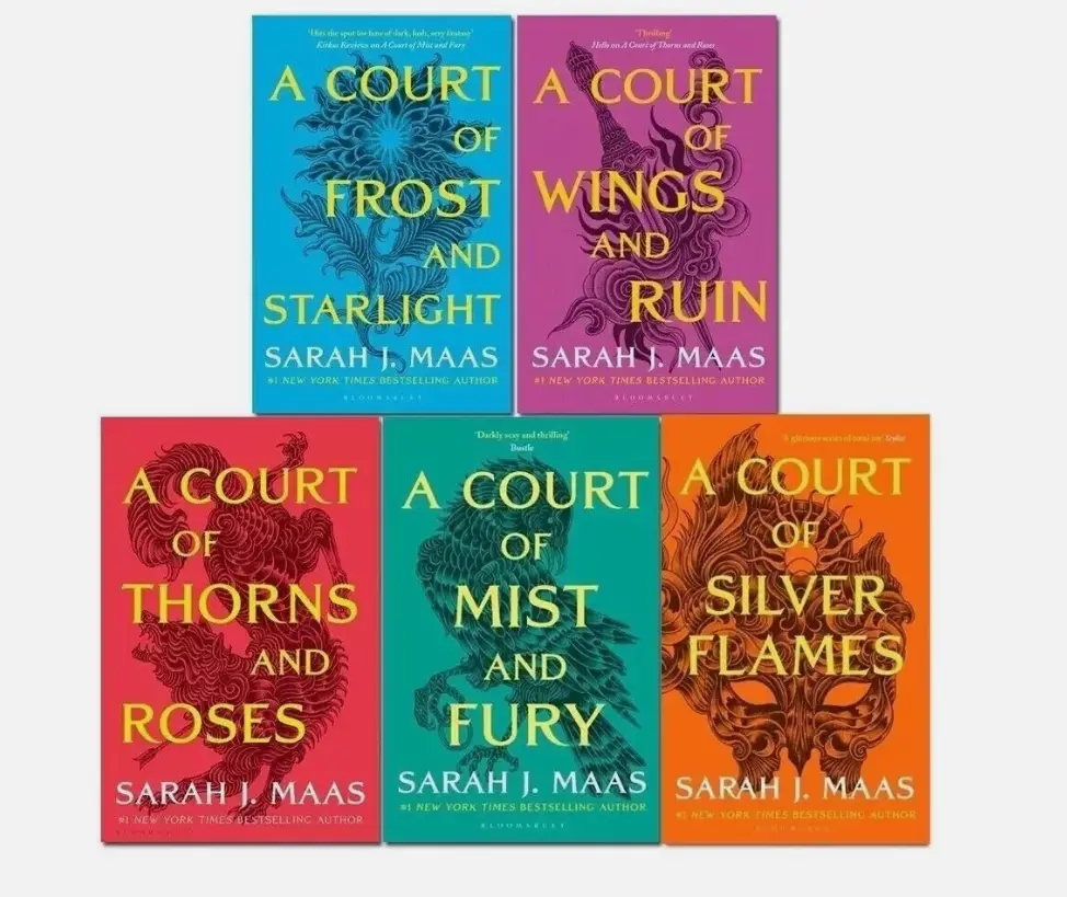 Sarah J Maas A Court of Thorns and Roses Paperback Box Set 5 Books Collection Featuring Frost Starlight Wings Ruin Mist Fury Silver Flames
