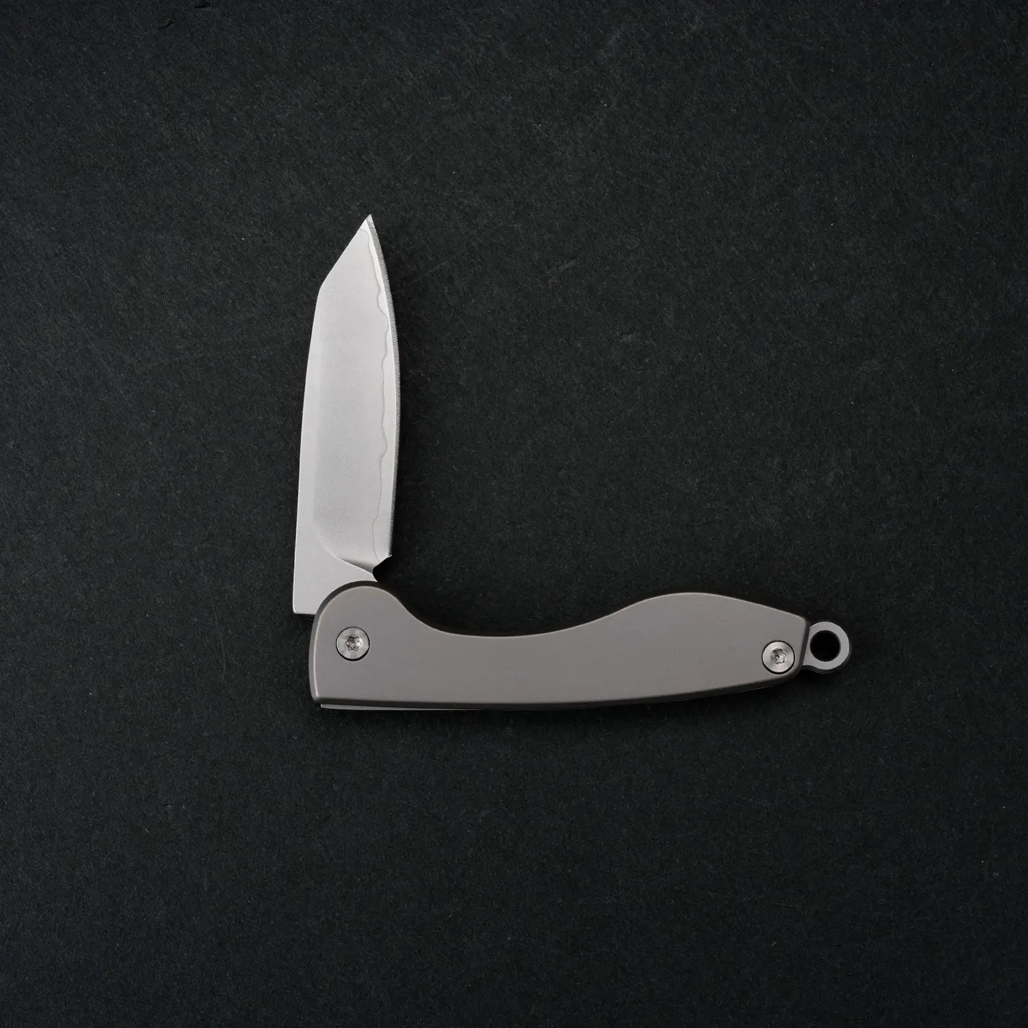 Titanium Alloy Folding Knife, Keychain Edc with Stainless Steel Key Ring, Includes Storage Pouch, Compact and Durable Design