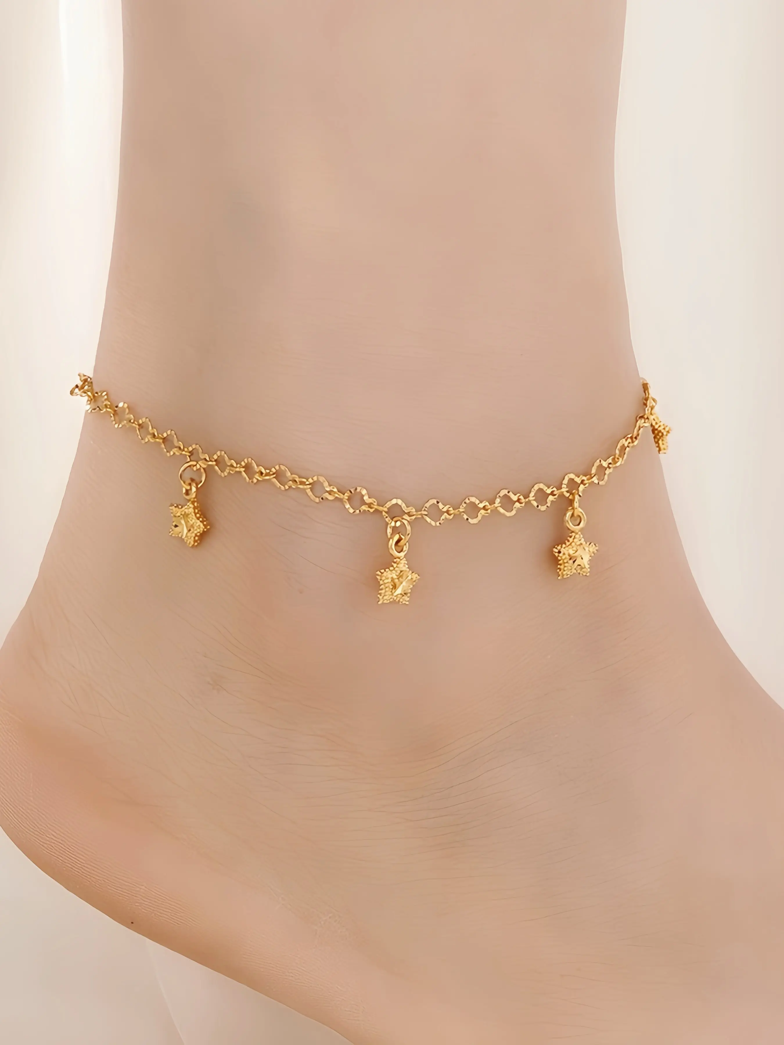 Golden pentagram tassel ankle chain with bell, women's fashionable ankle chain jewelry, Ramadan gift, holiday style, suitable for girlfriends to wear, exquisite gift for friends, daily gift, perfect for Valentine's Day and weddings, beach vacations