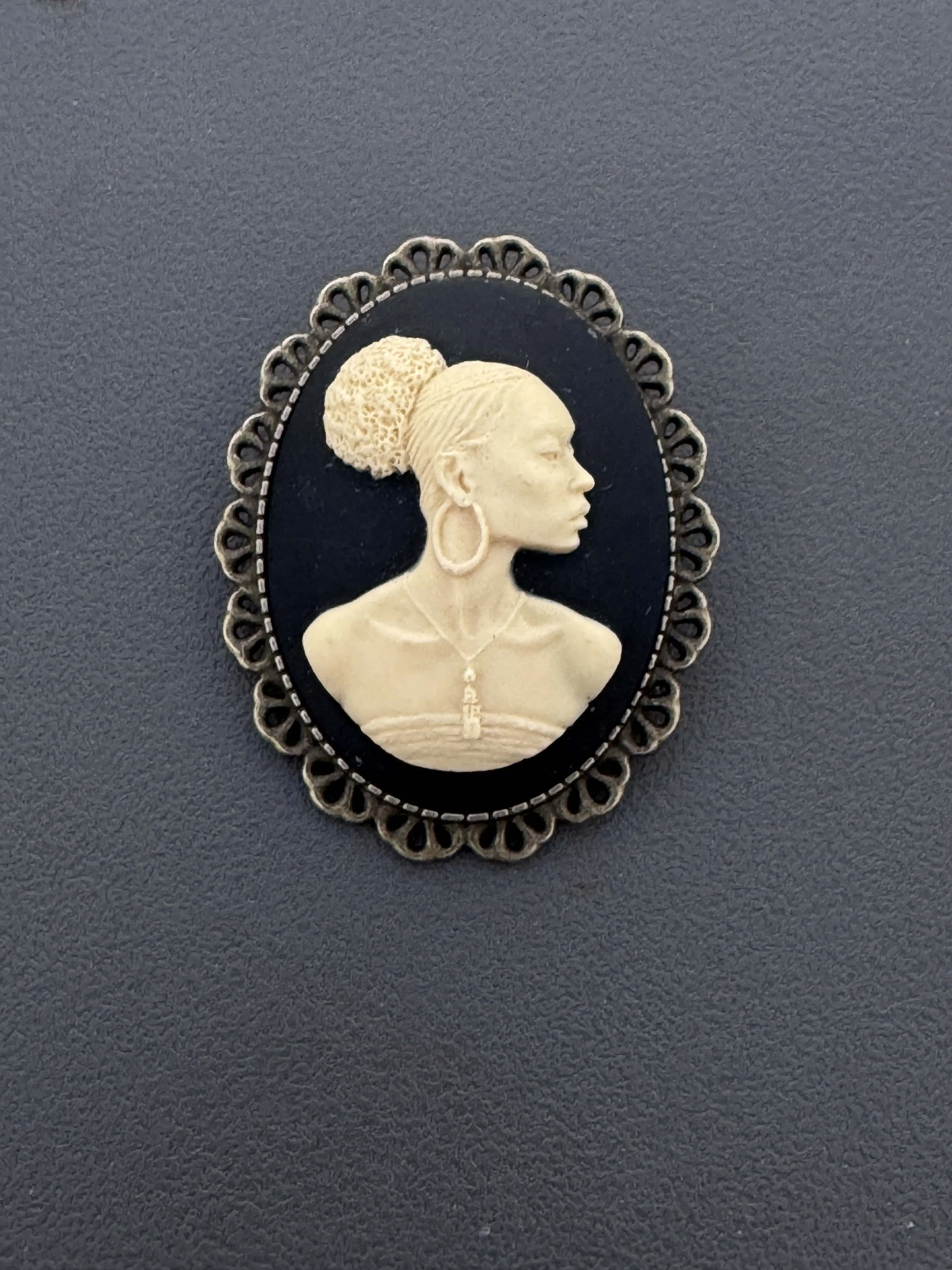 Antiqued Bronzed Lace-Edged Brooch with Black Cameo or Ivory Cameo Vintage Style Accessory for Special Occasions