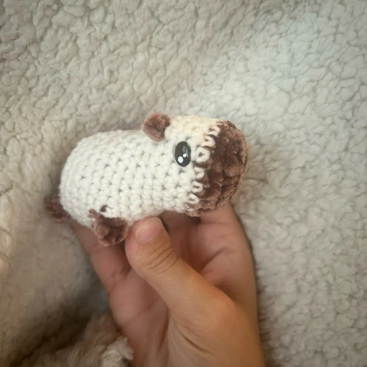 Crochet mini capybara !